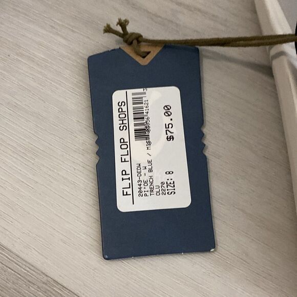 NWT-OLUKAI-Pi'oe Women's Beach Sandals,Water-Resistant-Navy blue and Grey-Size 8 - Picture 6 of 9